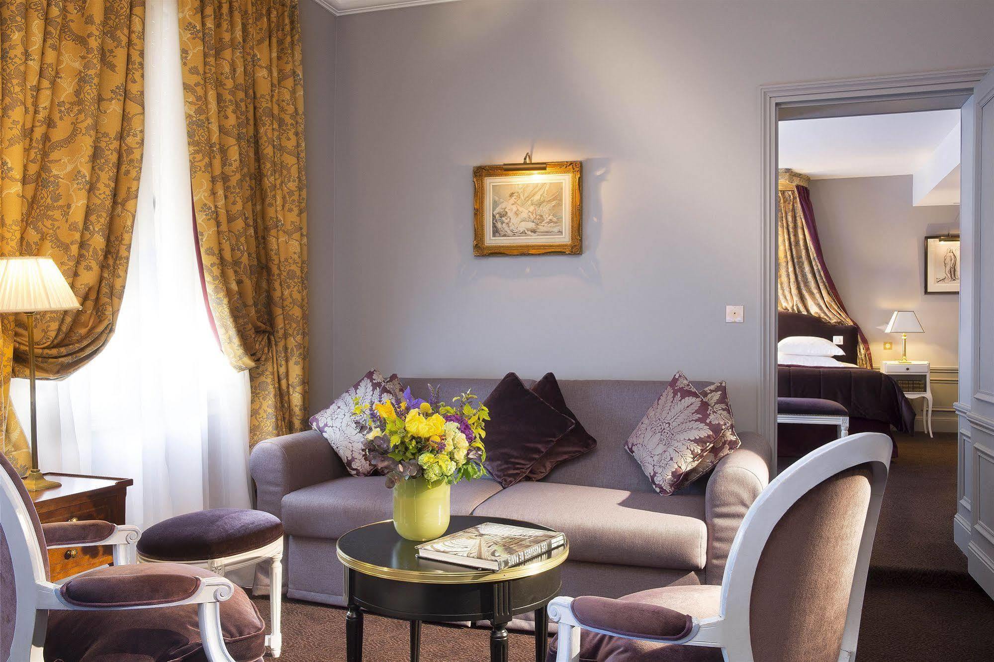 Hotel De Buci 4*