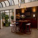 De Buci Hotel