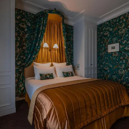 Hotel De Buci 4*