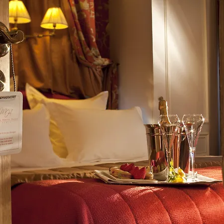 Hotel De Buci 4*